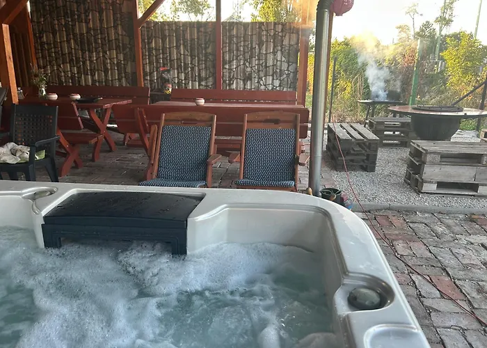 Kisvasut Vendeghaz Apartment *