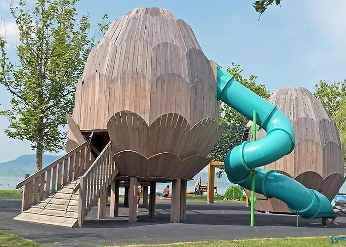 Kisvasut Vendeghaz Apartment *