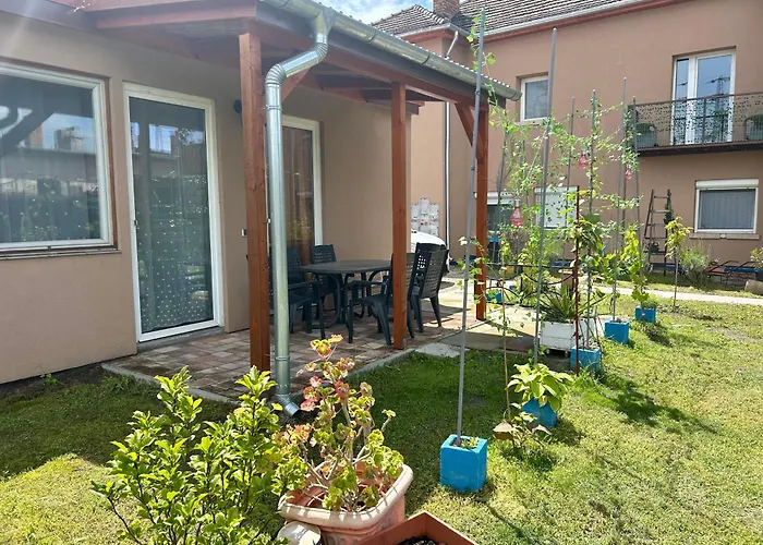 Apartment Kisvasut Vendeghaz